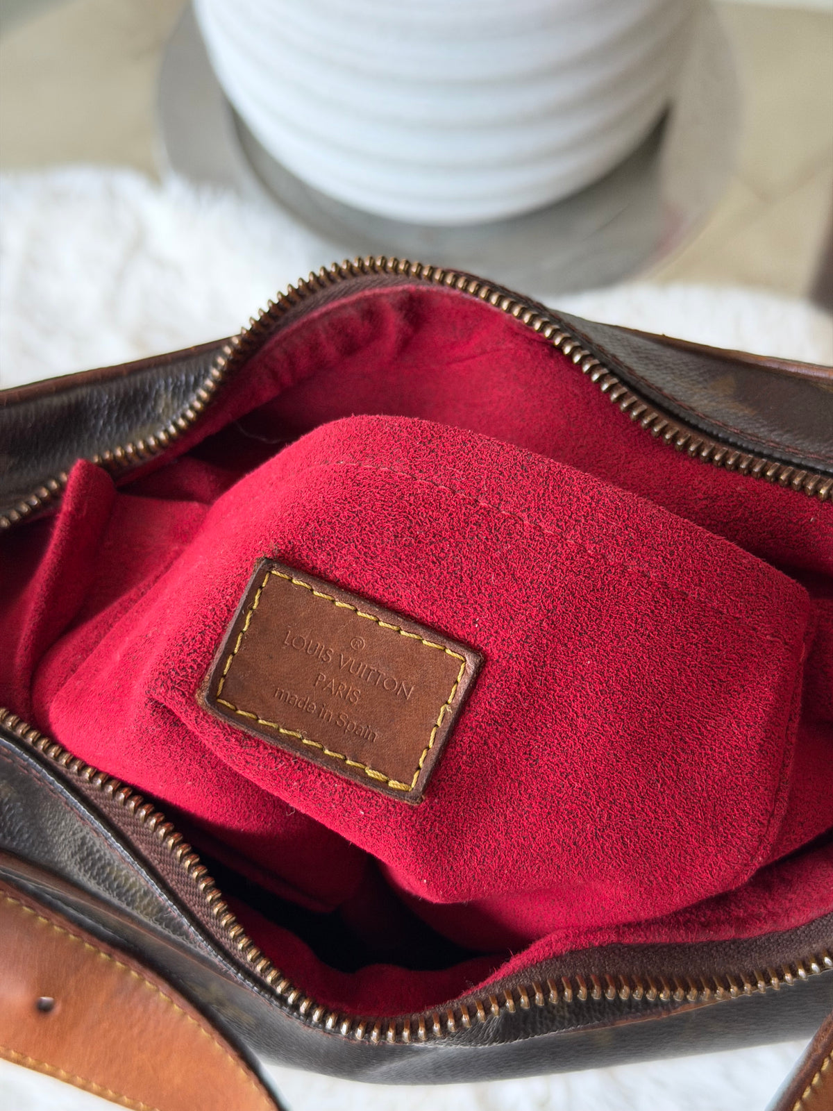Louis Vuitton Croissant GM in Monogram Canvas