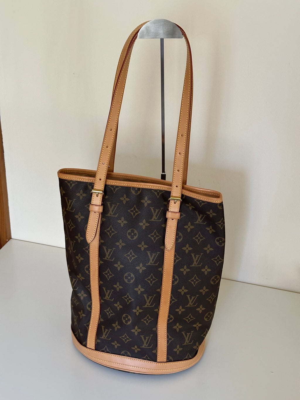 Louis Vuitton Bucket GM Monogram Canvas