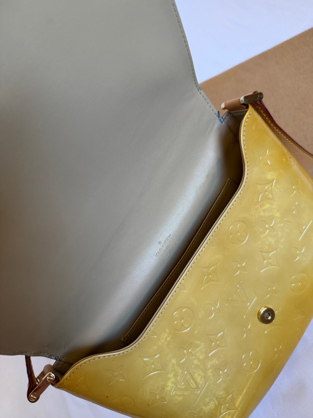 Louis Vuitton Thompson Street in Yellow Vernis Leather
