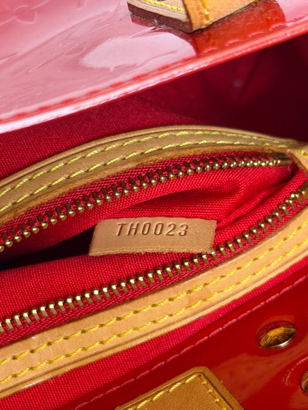 Louis Vuitton Reade PM in Red Vernis Leather