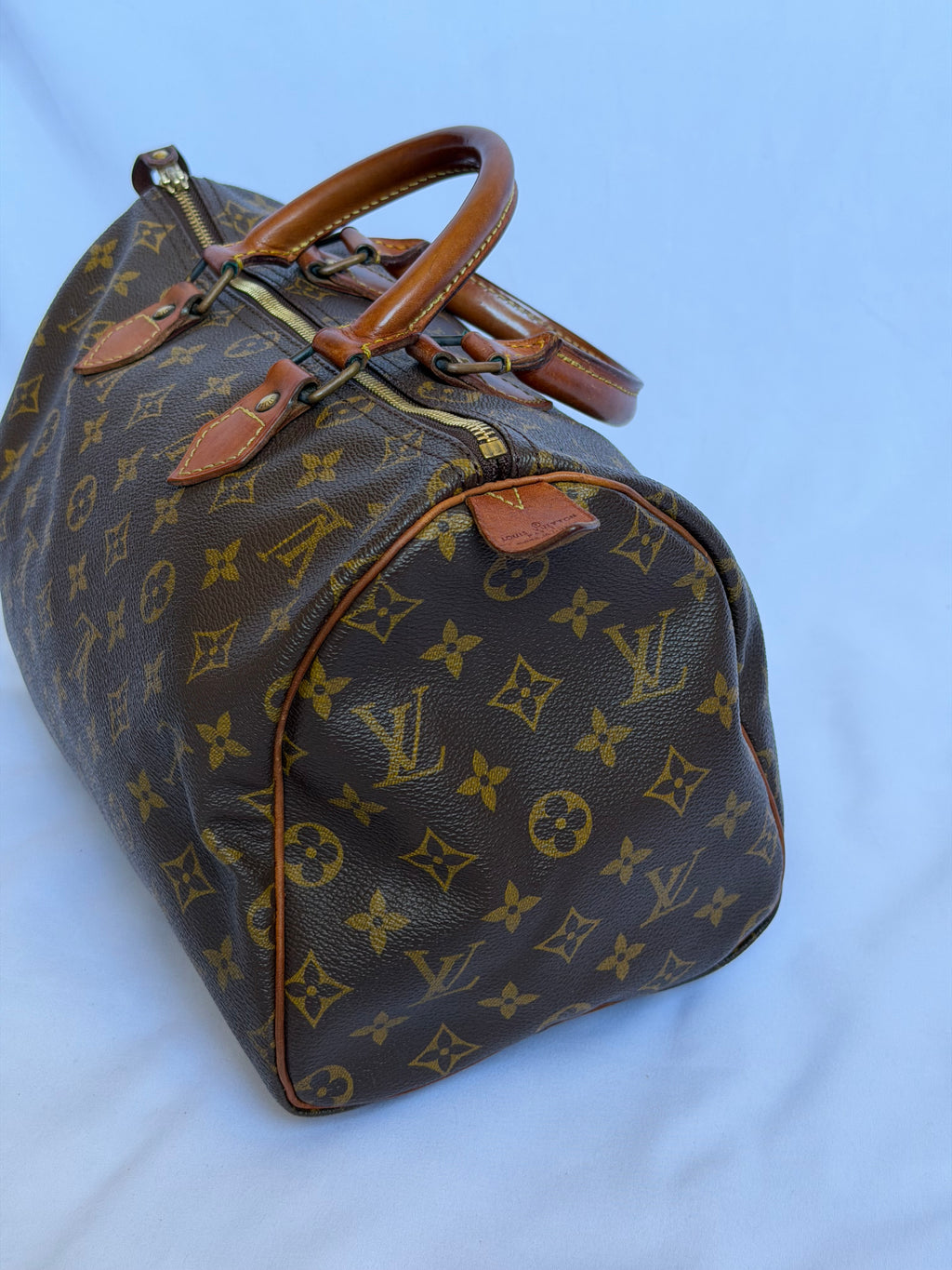 Louis Vuitton Vintage Speedy 30 in Monogram Canvas