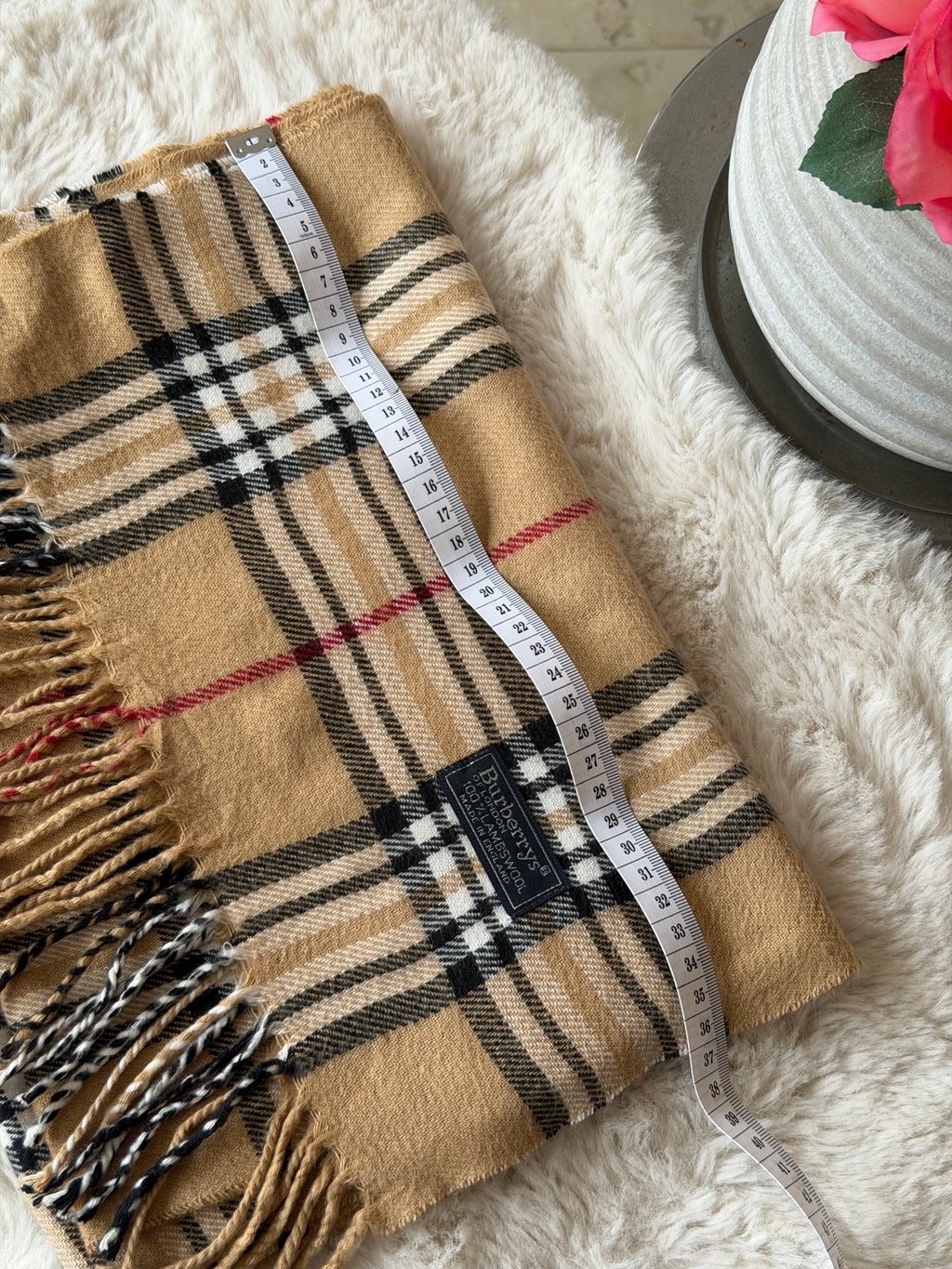 Burberry Classic Lambswool Scarf in Camel Nova Check