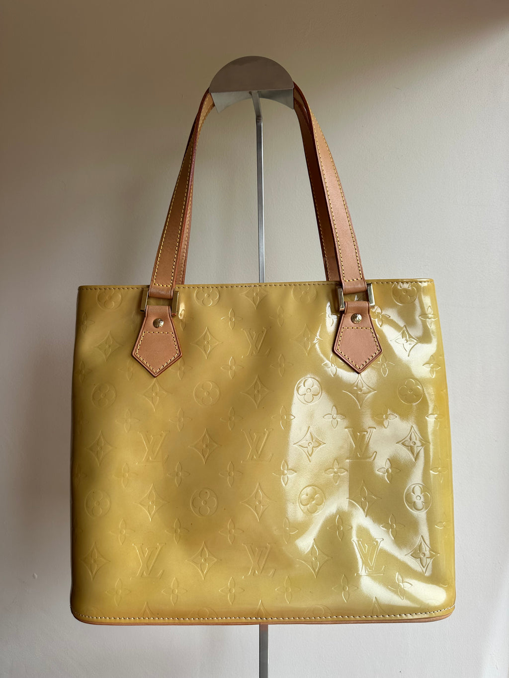 Louis Vuitton Houston Gold-Yellow Vernis Leather