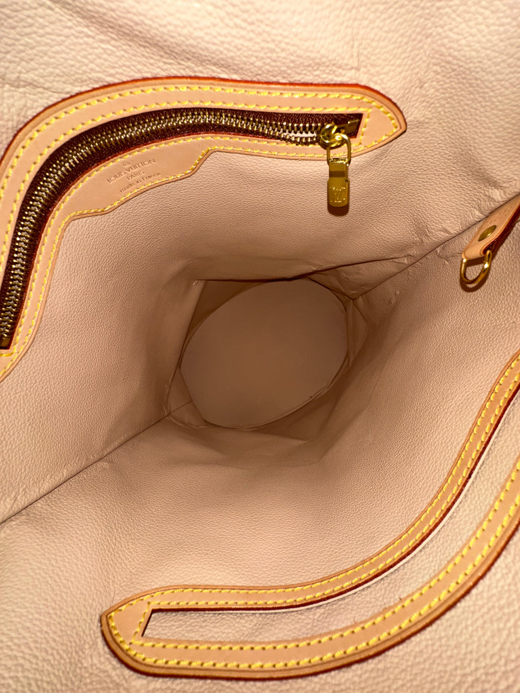 Louis Vuitton Bucket GM Monogram Canvas