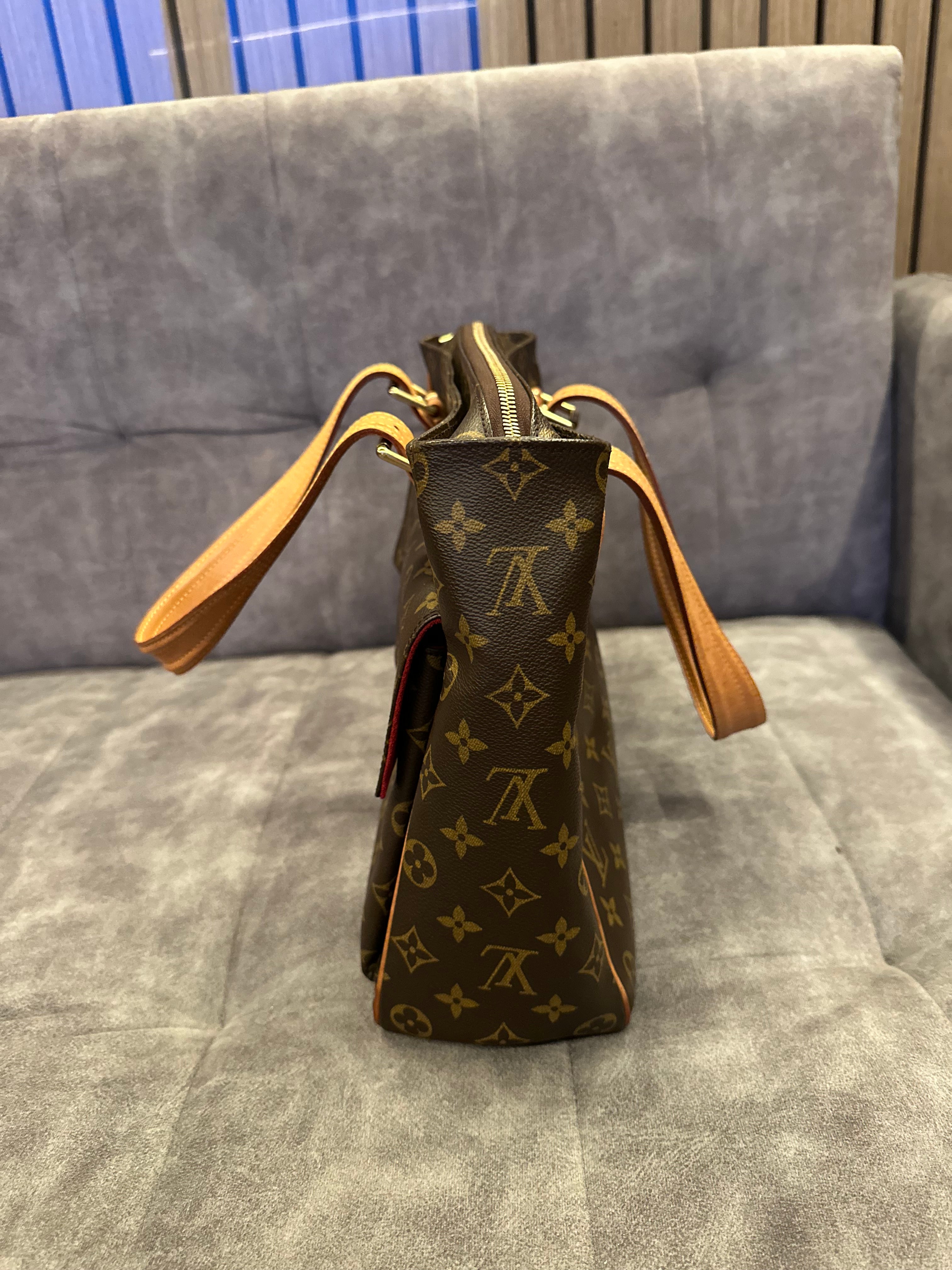 Louis Vuitton Multipli Cite Monogram Canvas