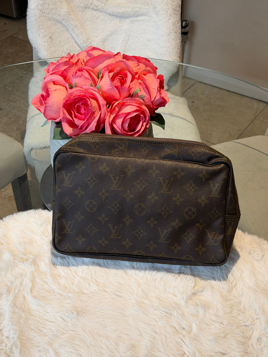 Louis Vuitton Trousse 28 in Monogram Canvas