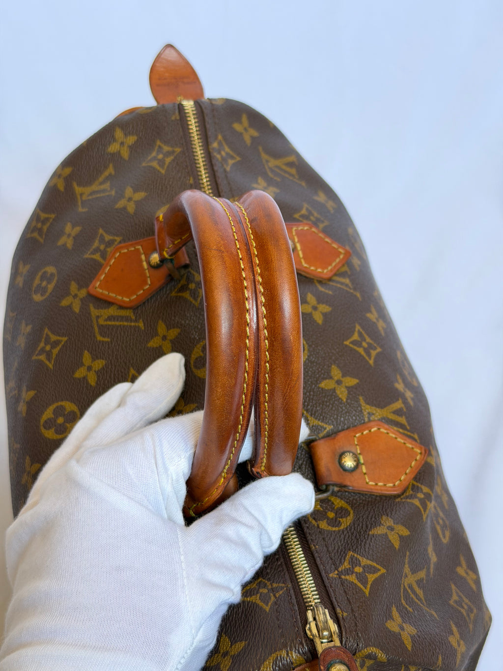 Louis Vuitton Vintage Speedy 30 in Monogram Canvas