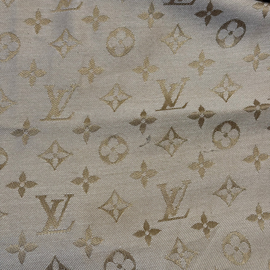 Louis Vuitton Monogram Shawl in Champagne