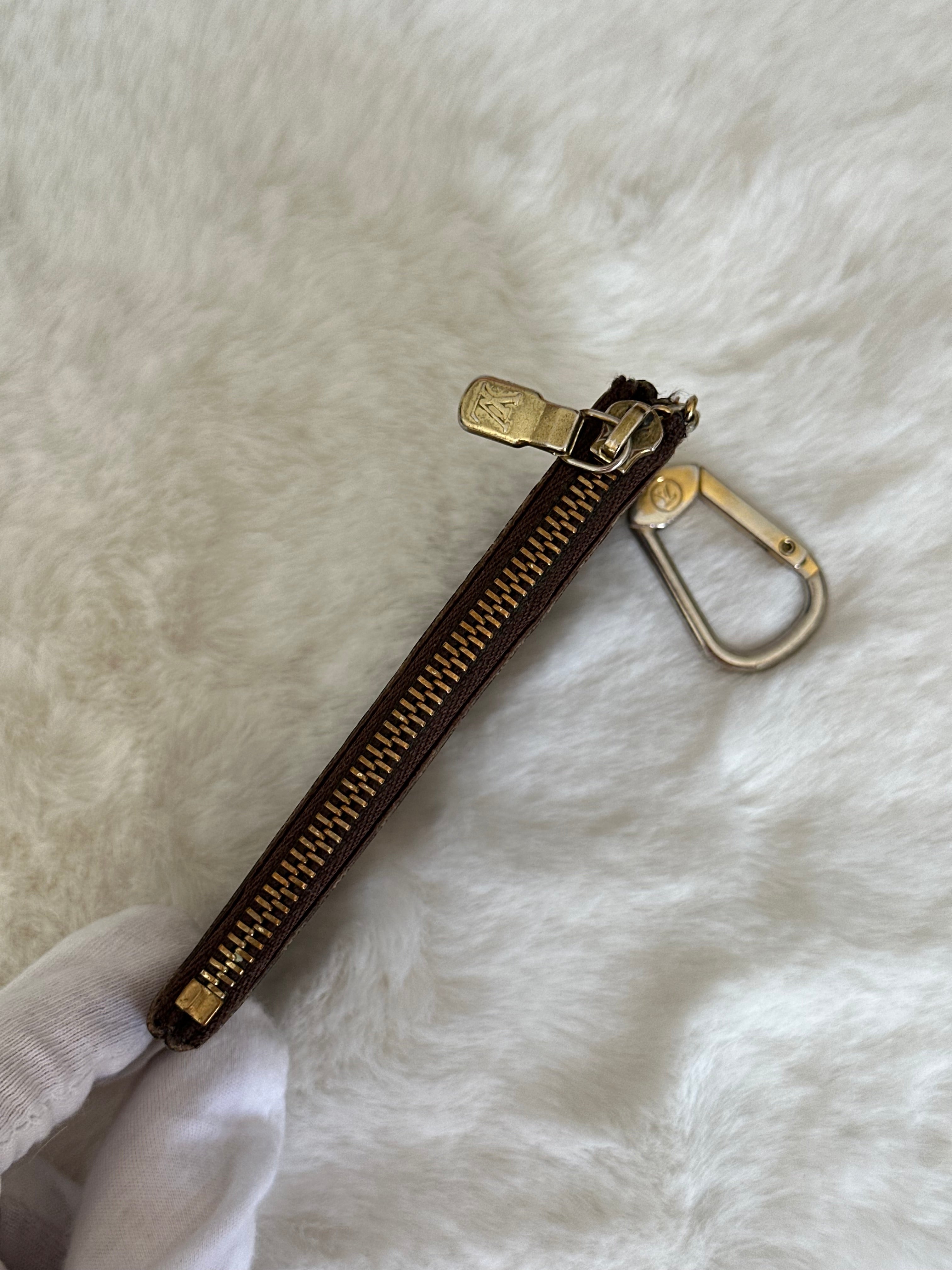 Louis Vuitton Key Cles Pouch in Monogram