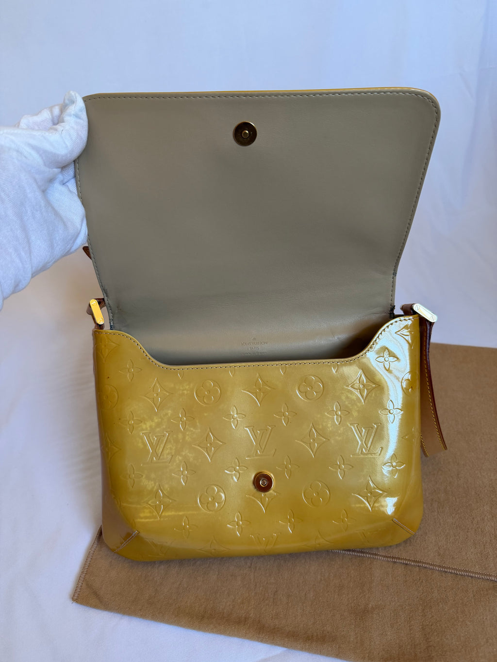 Louis Vuitton Thompson Street in Yellow Vernis Leather