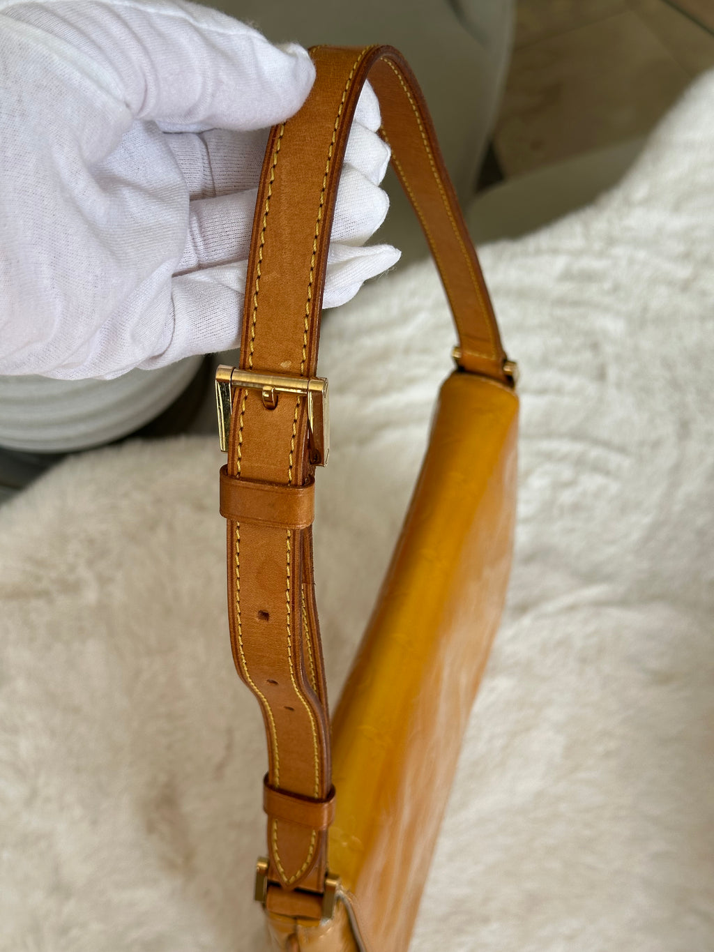 Louis Vuitton Thompson Street in Orange Vernis Leather
