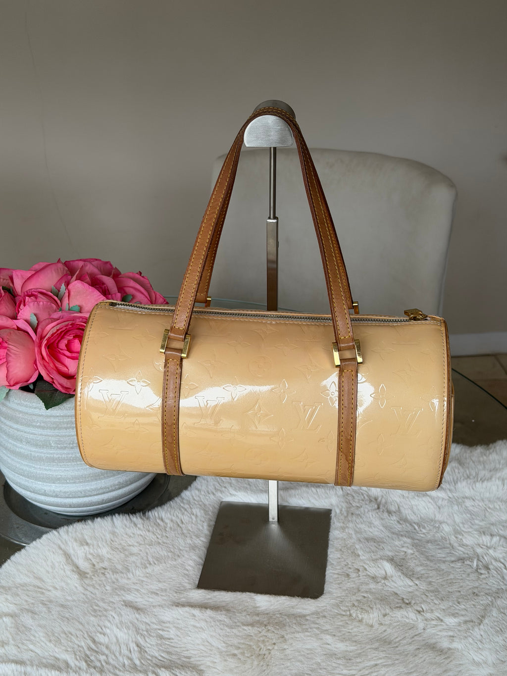 Louis Vuitton Bedford in Cream Vernis Leather