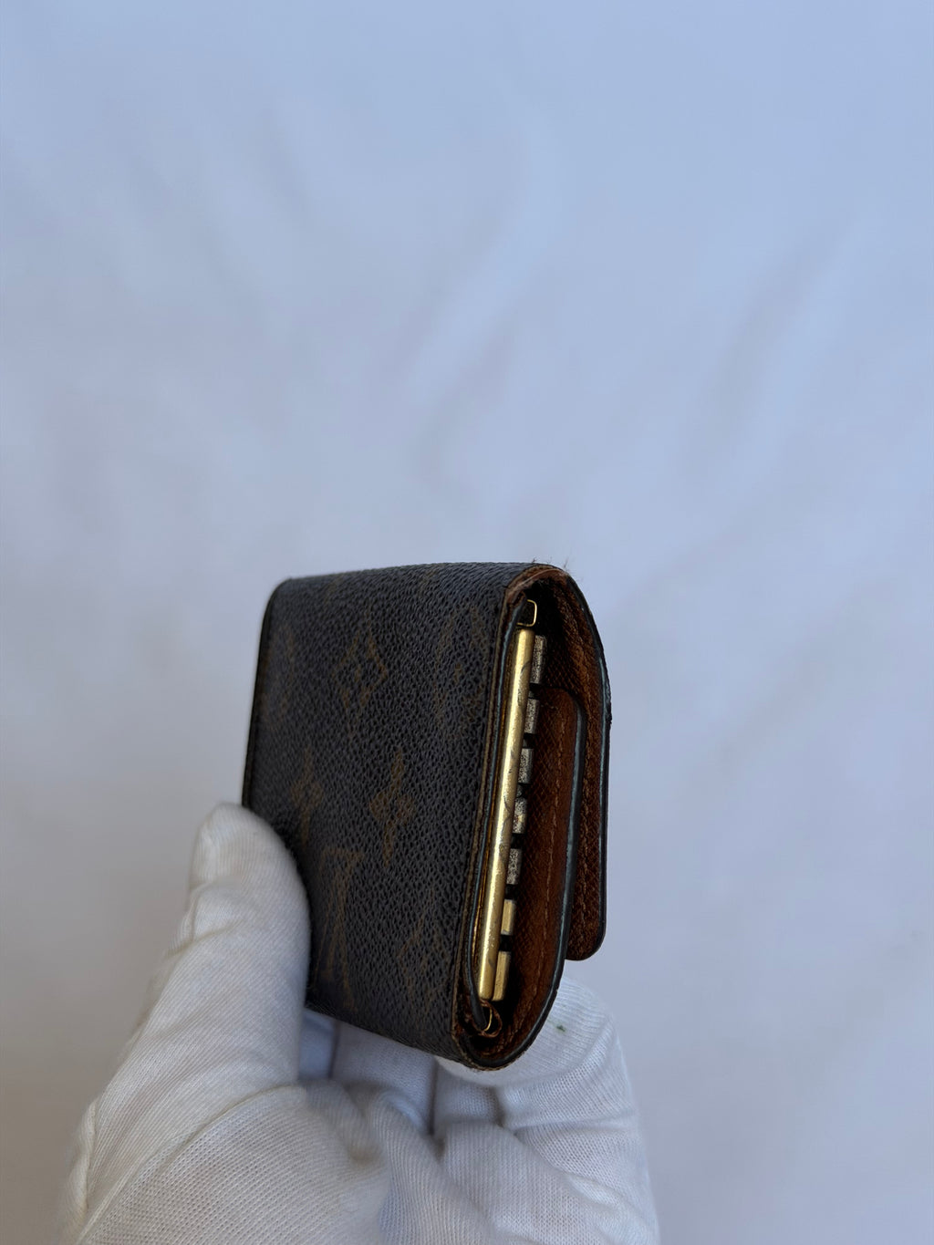 Louis Vuitton 6 Key Holder in Monogram Canvas