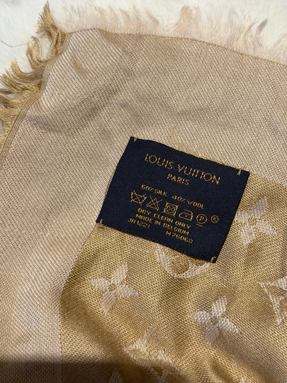 Louis Vuitton Monogram Shawl in Champagne