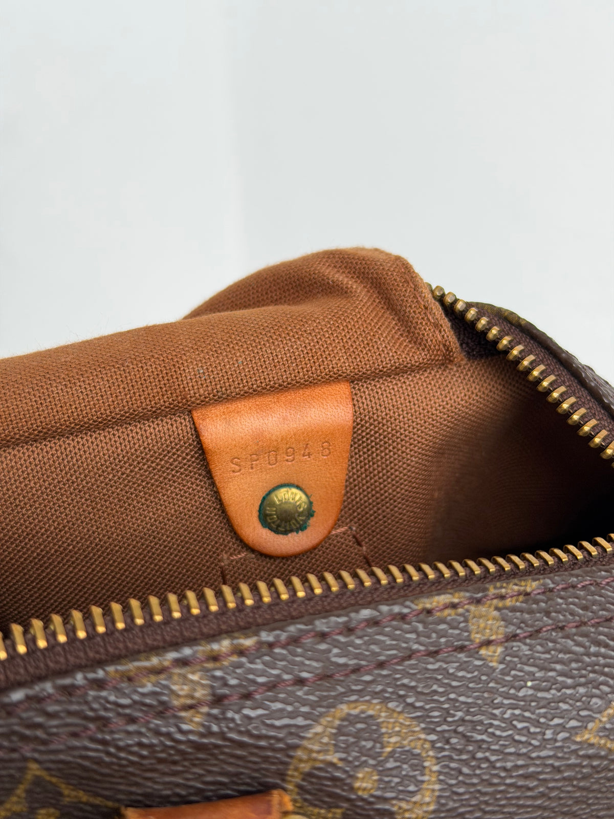 Louis Vuitton Speedy 30 in Monogram Canvas