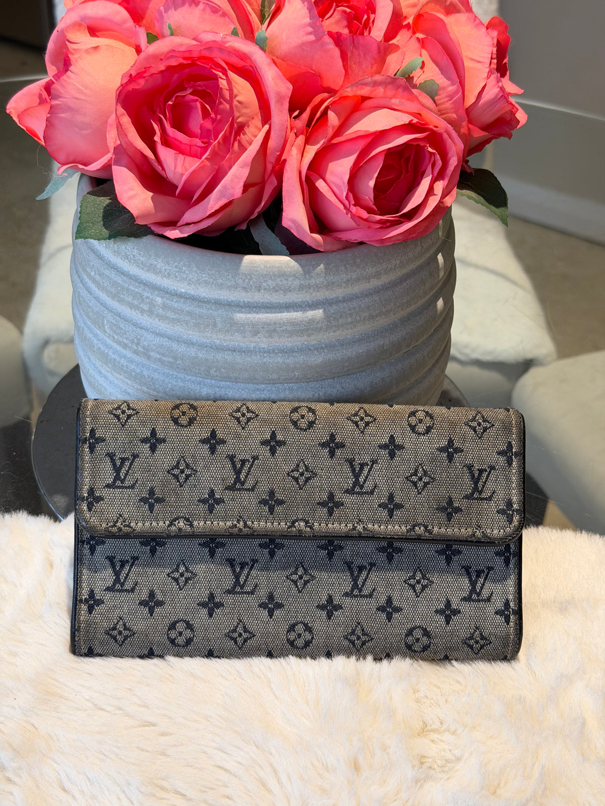 Louis Vuitton Porte Tresor International Wallet in Navy Mini Lin Monogram