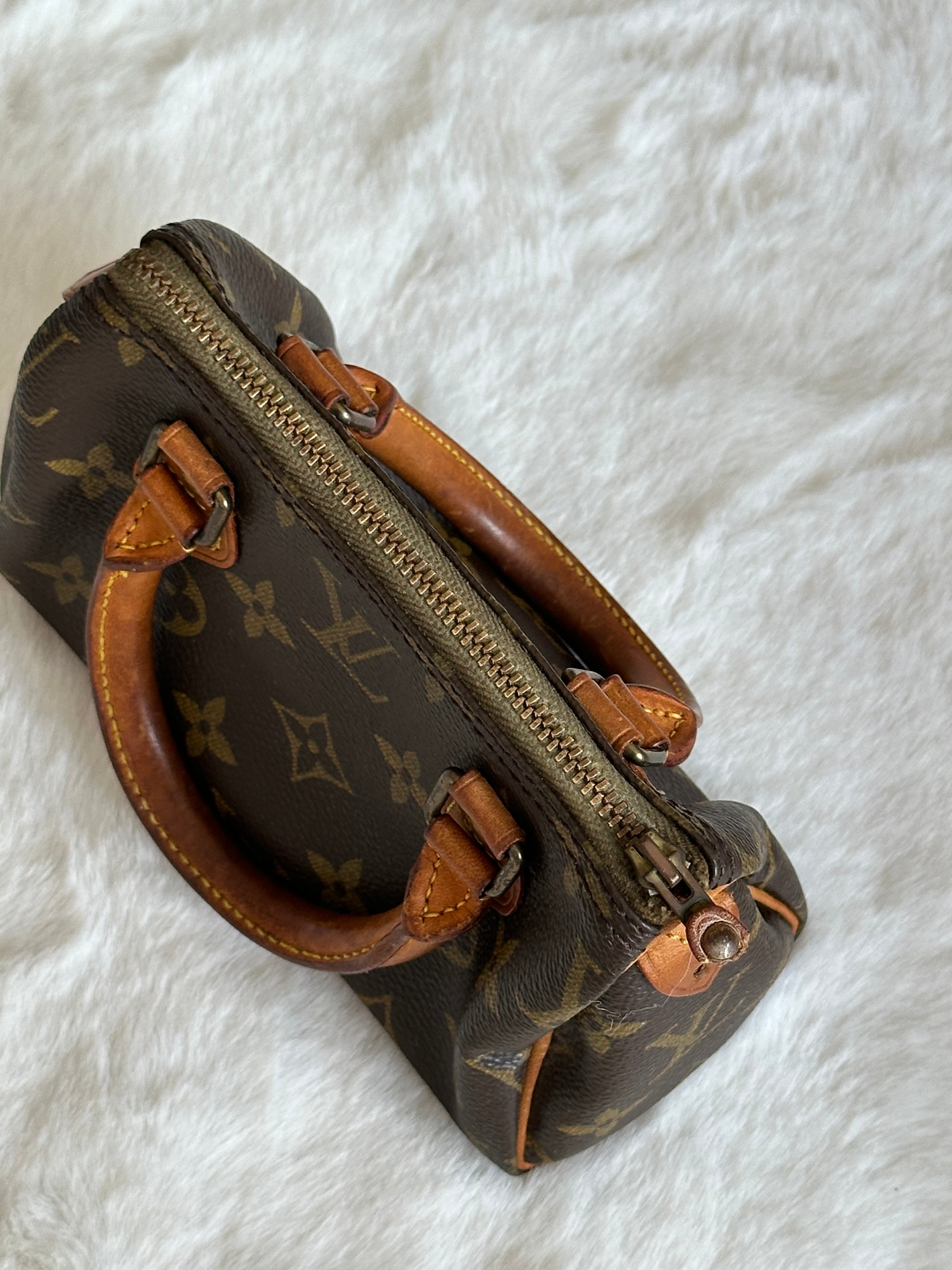 Louis Vuitton Vintage Mini Speedy in Monogram