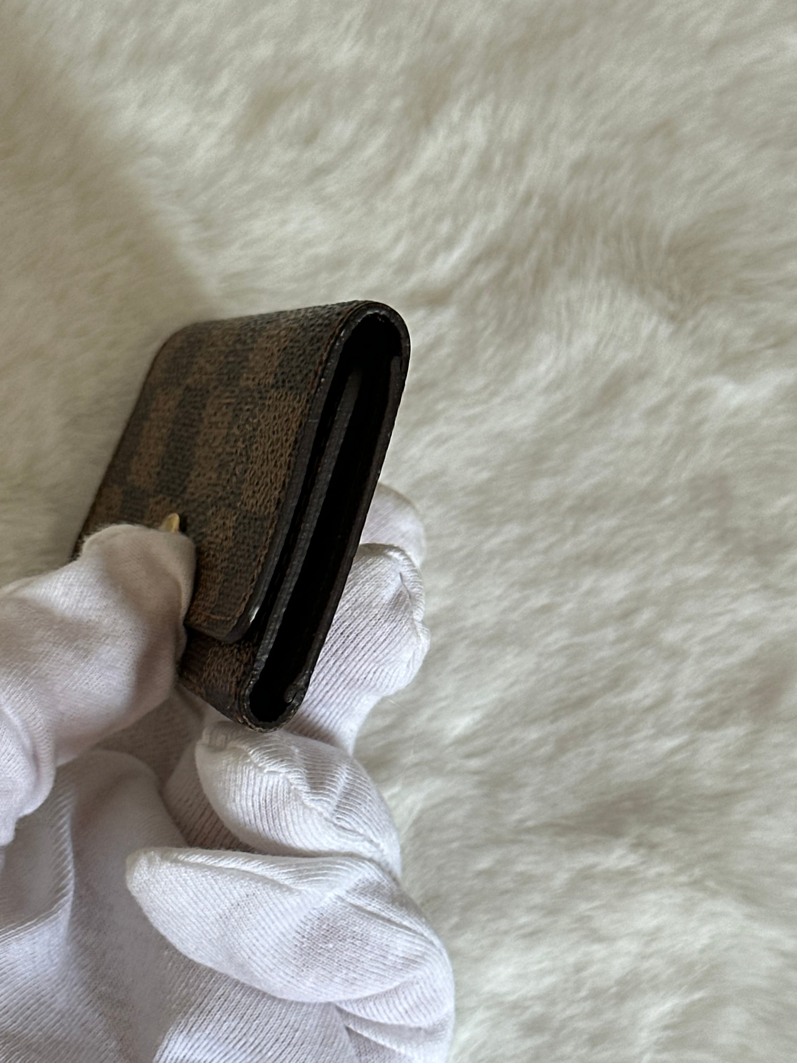 Louis Vuitton 4 Key Holder in Damier Ebene