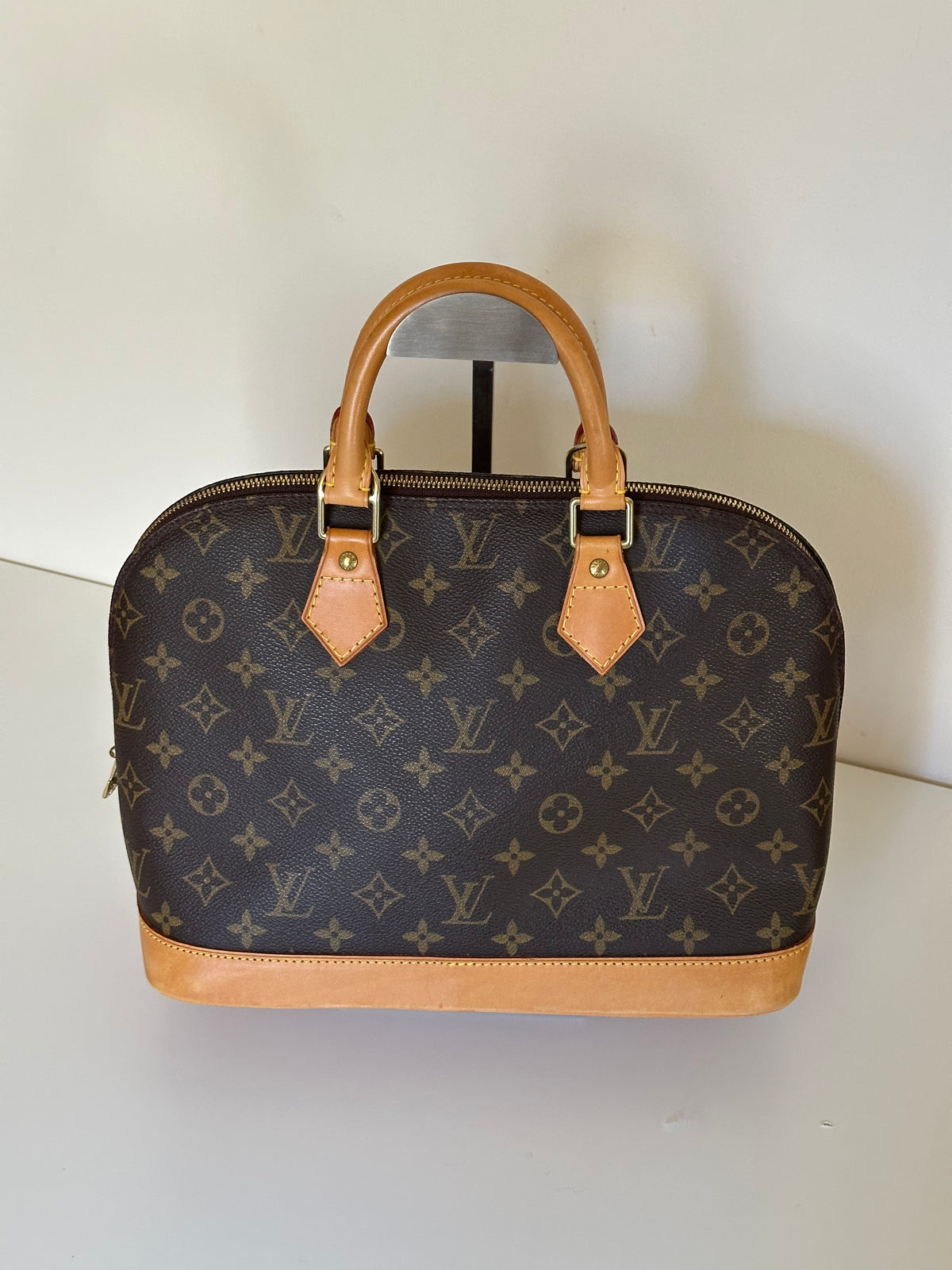 Louis Vuitton Alma PM Monogram Canvas
