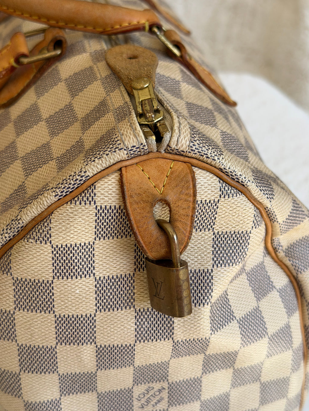 Louis Vuitton Speedy 35 in Damier Azur