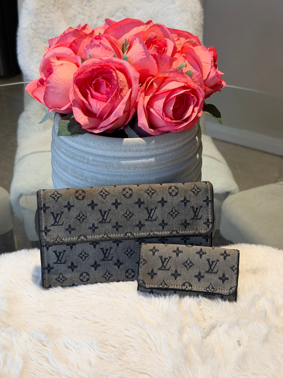 Louis Vuitton Porte Tresor International Wallet & 4 Key Holder in Navy Mini Lin Monogram SET