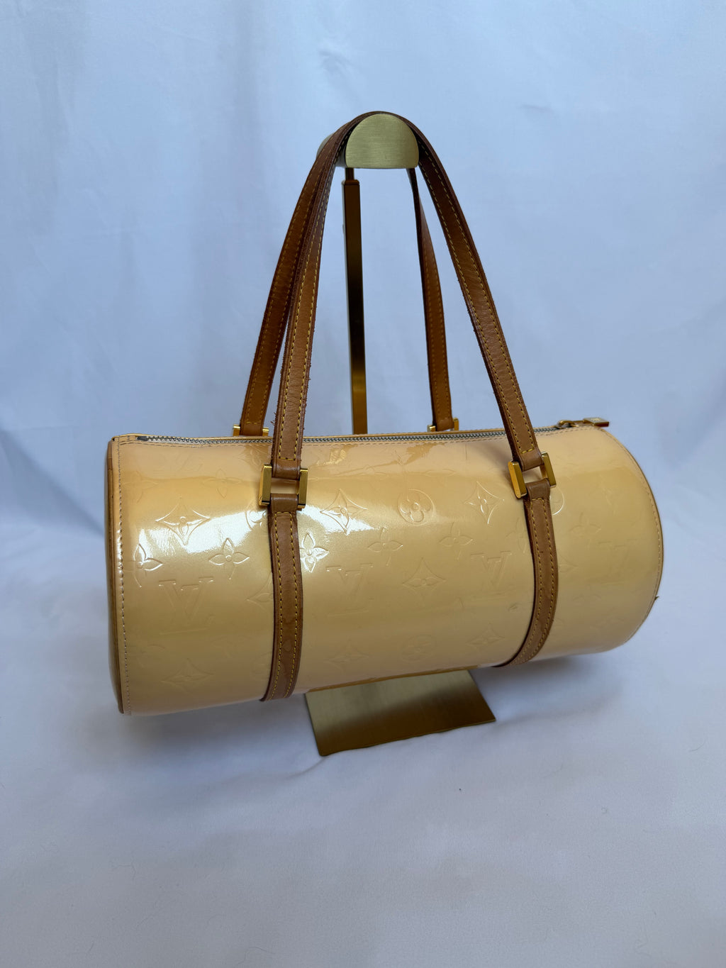 Louis Vuitton Bedford in Cream Vernis Leather