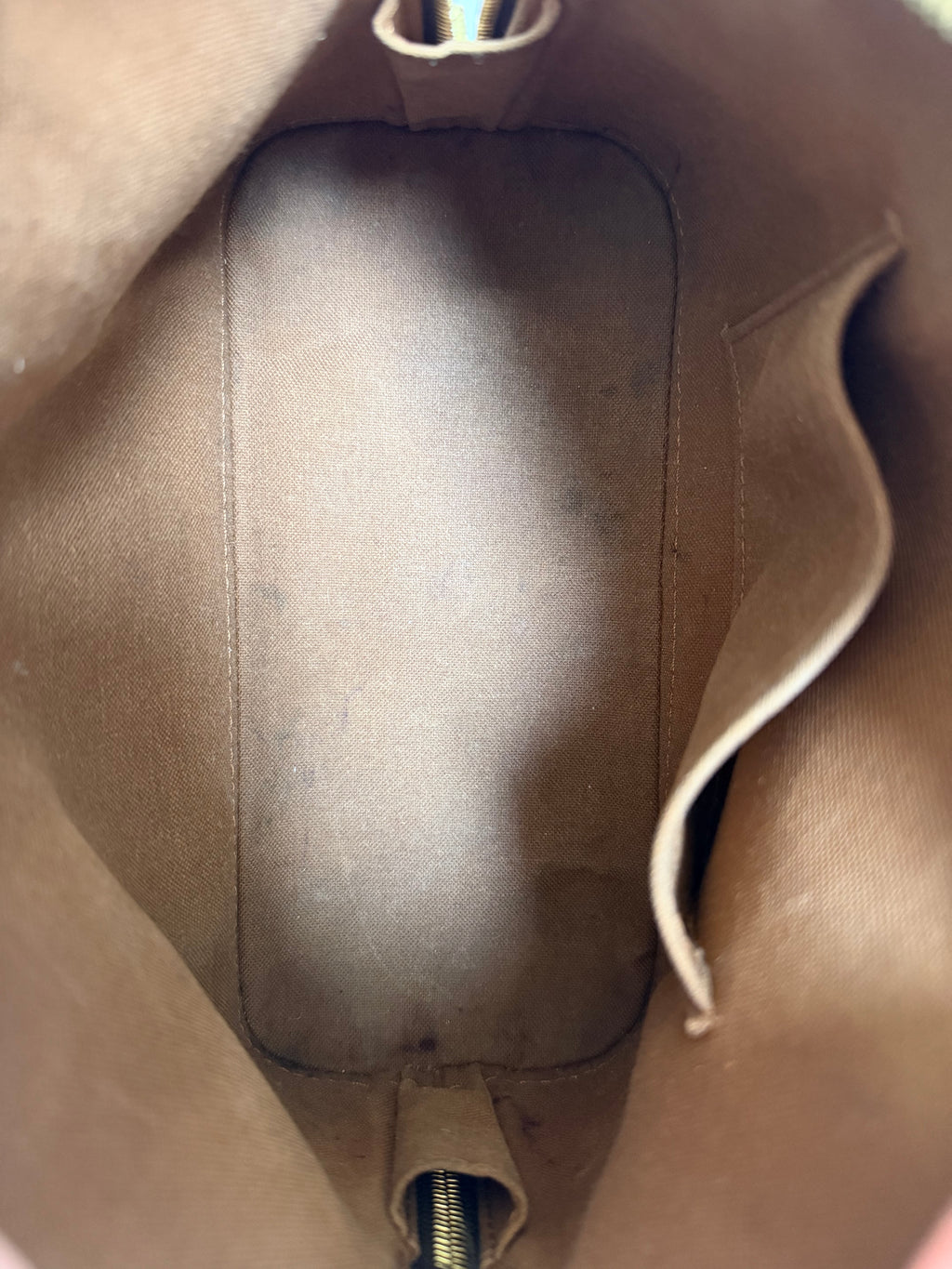 Louis Vuitton Alma BB in Monogram