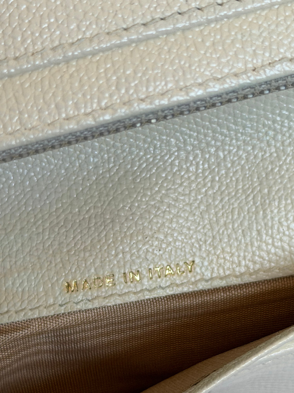 Chanel Wallet on Chain WOC in White Leather and Gold Logo