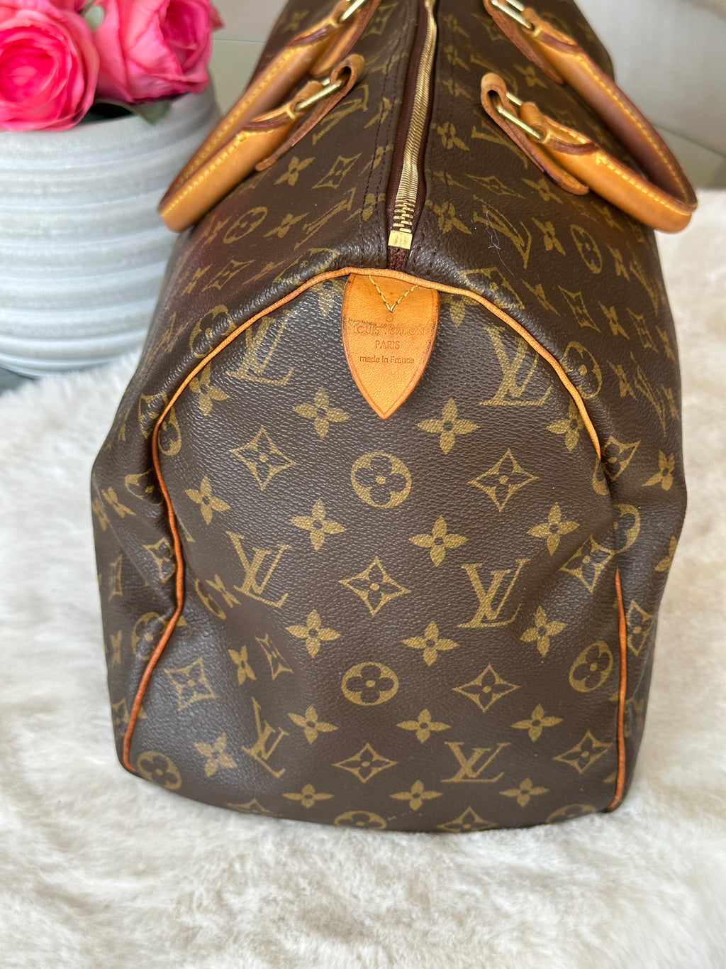 Louis Vuitton Speedy 40 in Monogram Canvas with Lock & Key