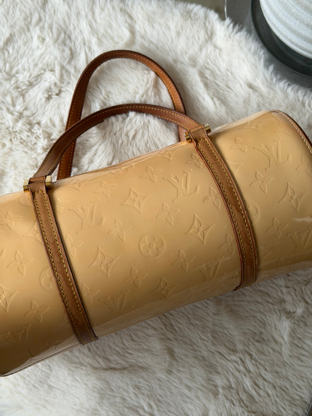 Louis Vuitton Bedford in Cream Vernis Leather