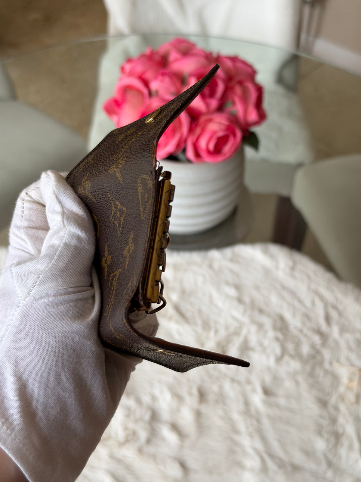 Louis Vuitton 6 Key Holder in Monogram Canvas