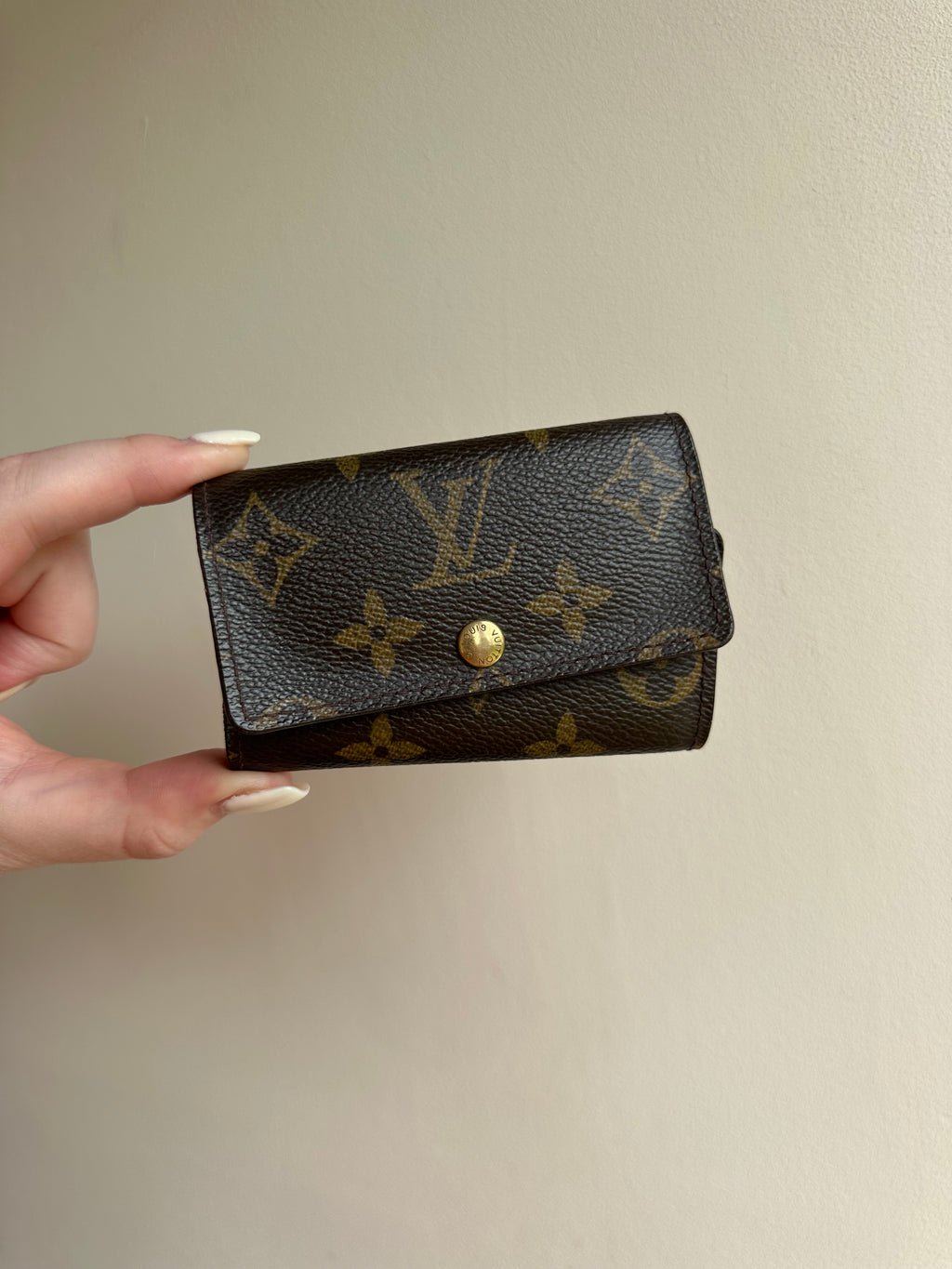Louis Vuitton Monogram 6 Key Holder Case Wallet