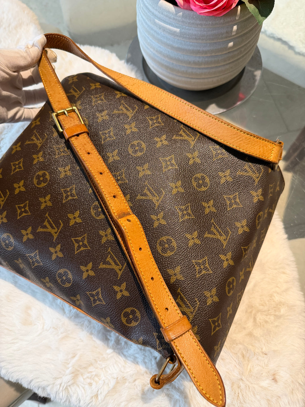 Louis Vuitton Musette Salsa GM in Monogram Canvas