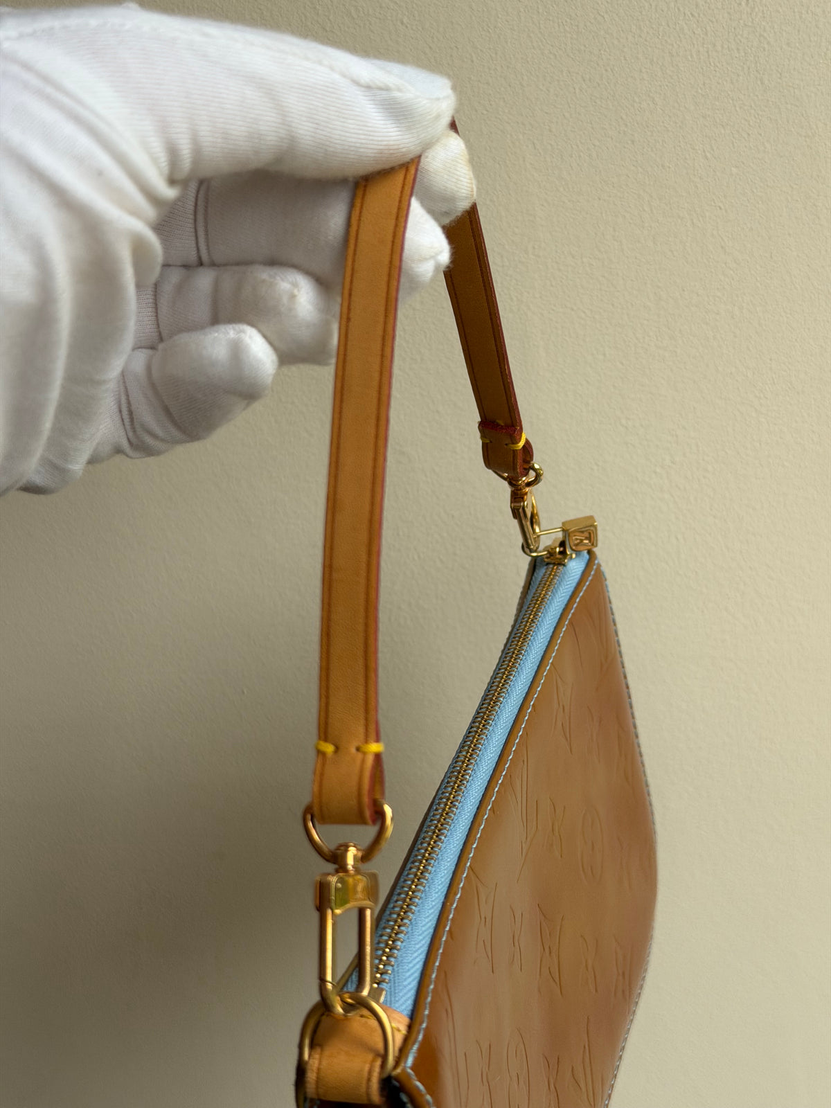 Louis Vuitton Lexington Pouch in Bronze Vernis Leather