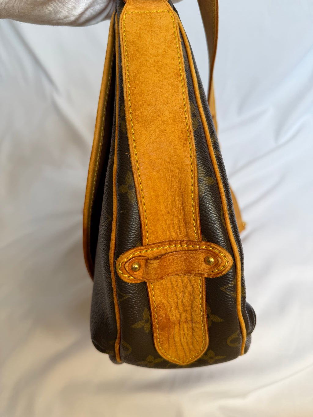 Louis Vuitton Tulum GM in Monogram Canvas