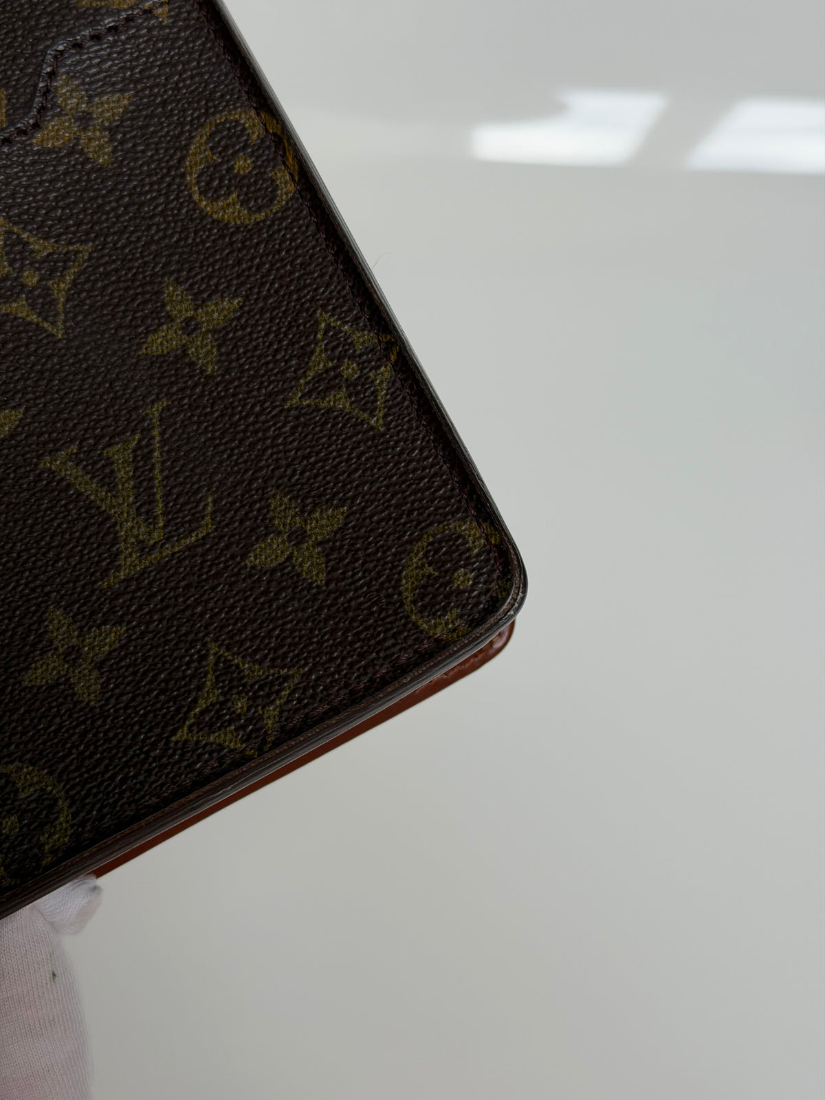 Louis Vuitton Pochette Homme in Monogram Canvas