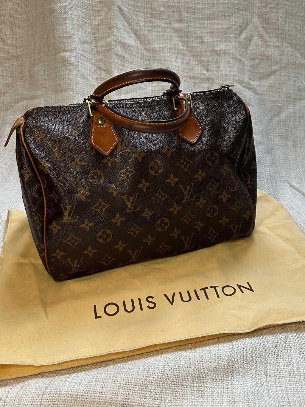 Louis Vuitton Speedy 30 in Monogram with Original Dust Bag