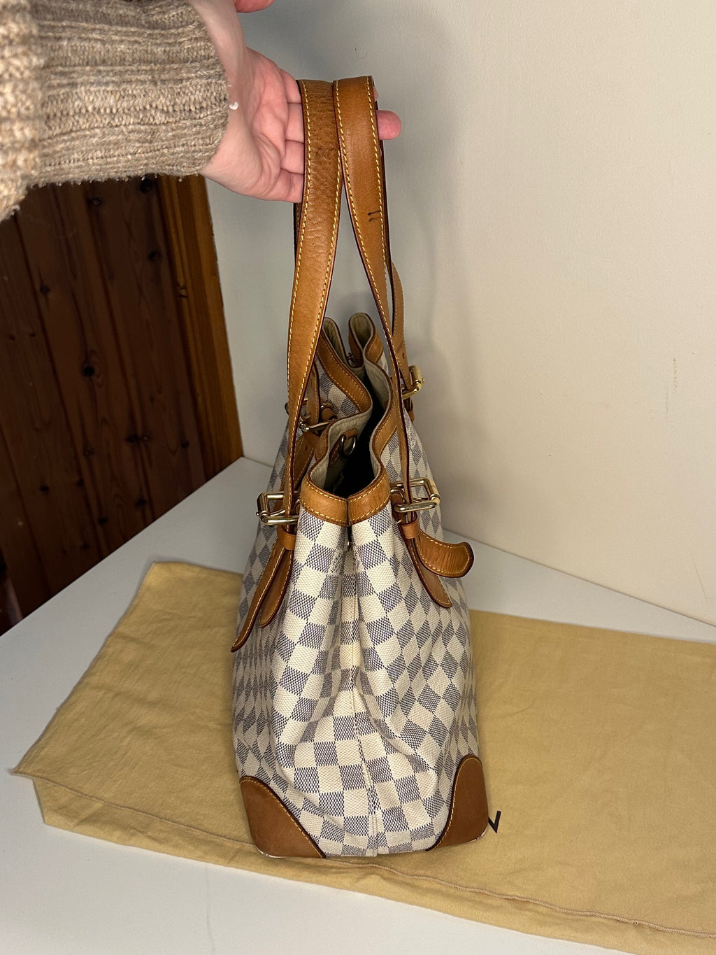 Louis Vuitton Hampstead MM in Damier Azur