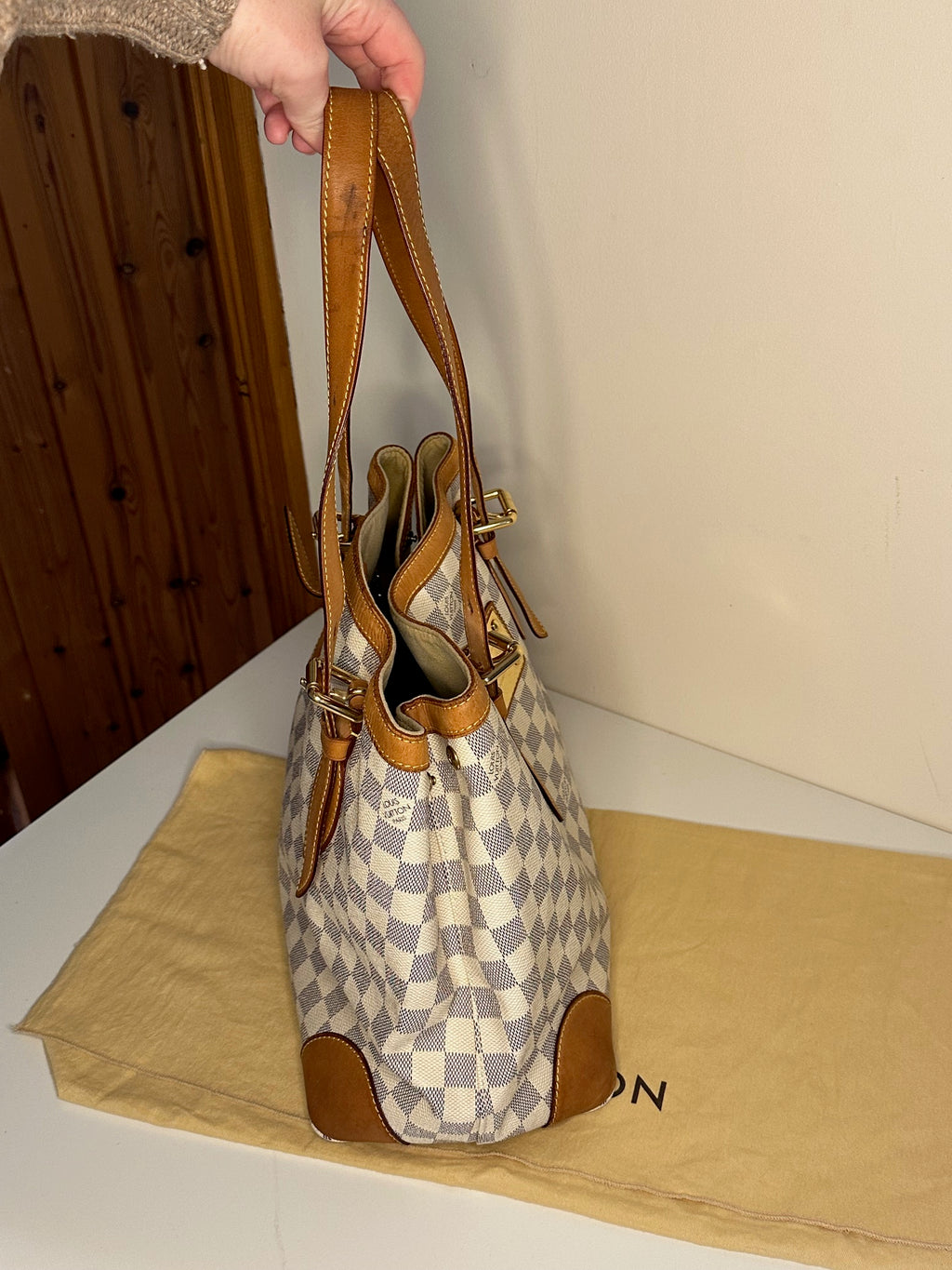 Louis Vuitton Hampstead MM in Damier Azur