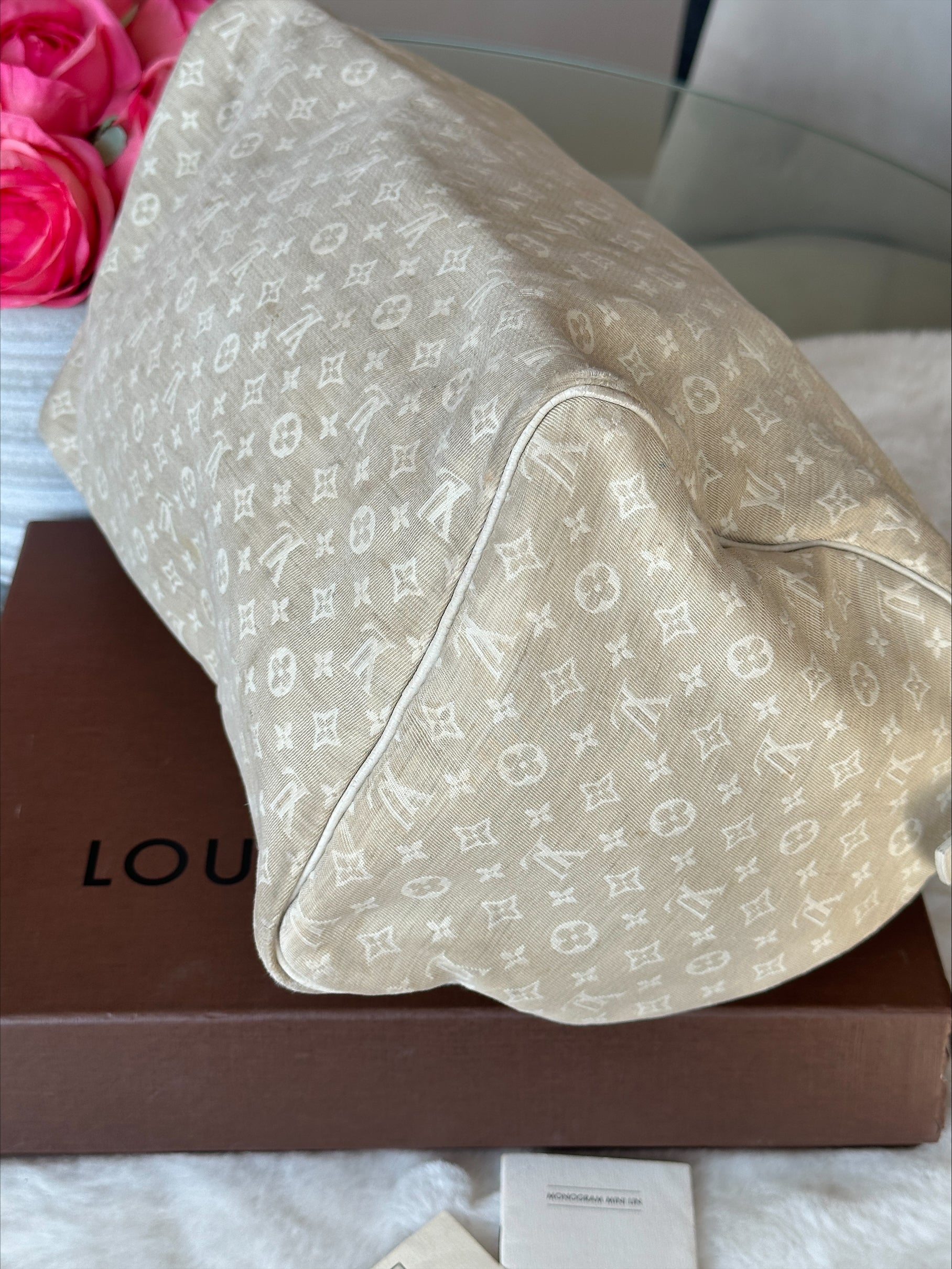 Louis Vuitton Speedy 30 in Cream Dune Monogram Mini Lin Canvas with Lock & Key