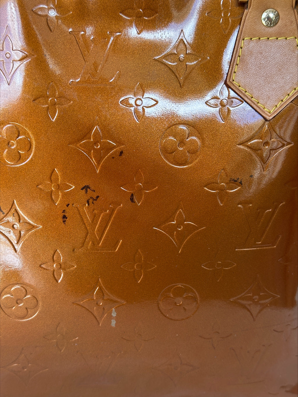 Louis Vuitton Houston in Bronze Vernis Leather