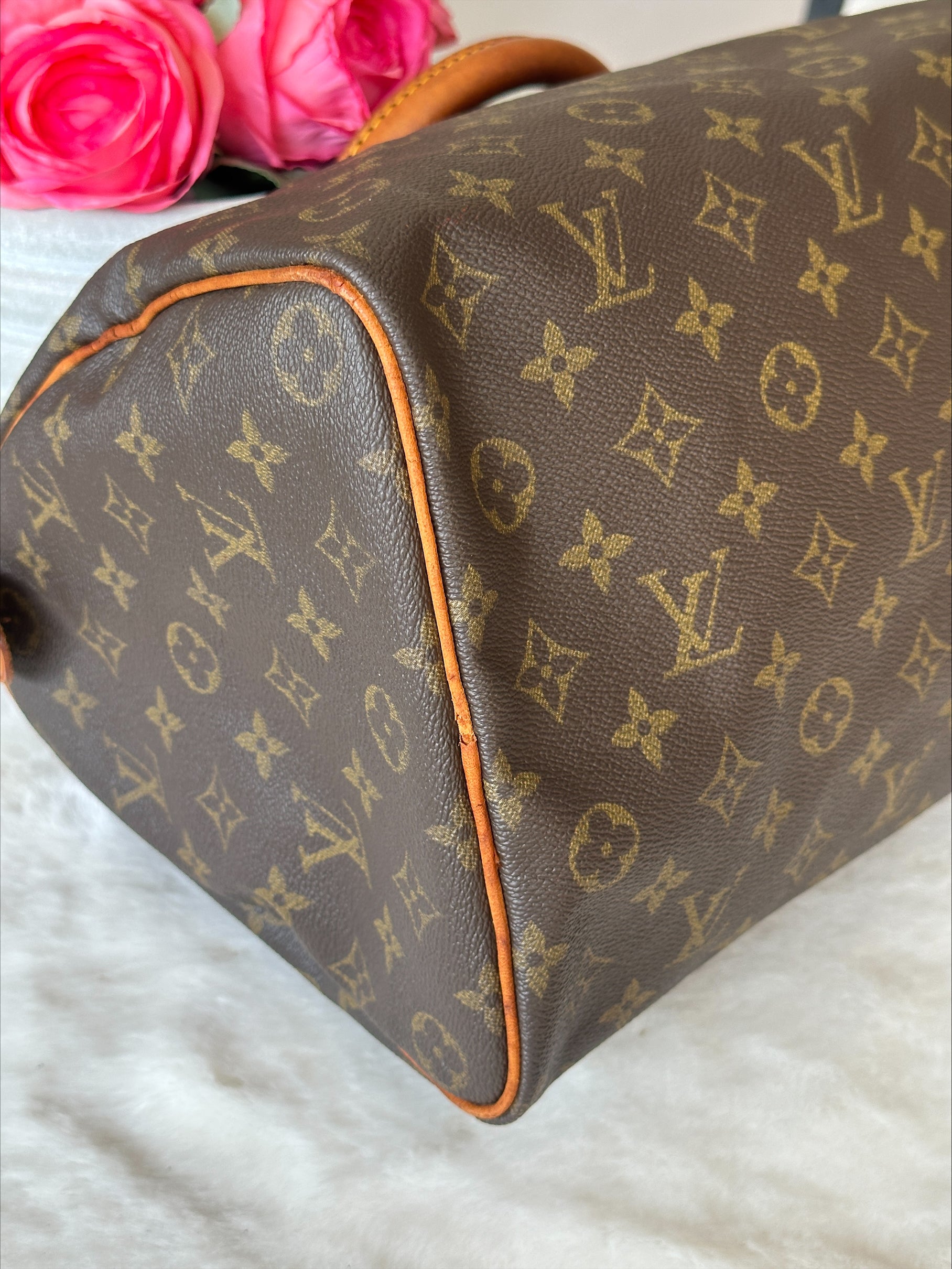 Louis Vuitton Vintage Monogram Speedy 35
