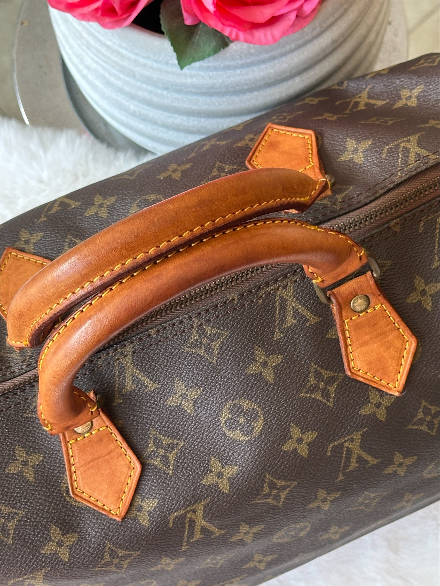 Louis Vuitton Vintage Monogram Speedy 35