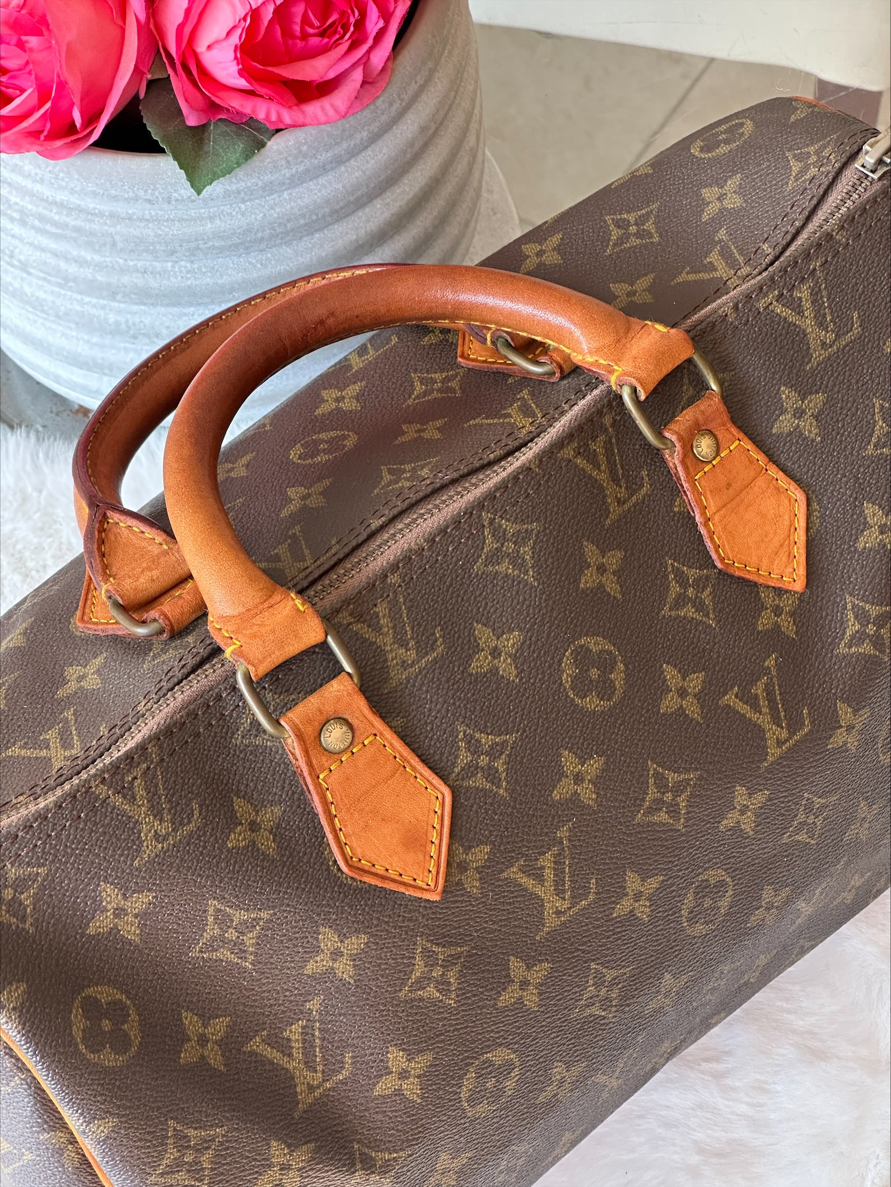 Louis Vuitton Vintage Monogram Speedy 35