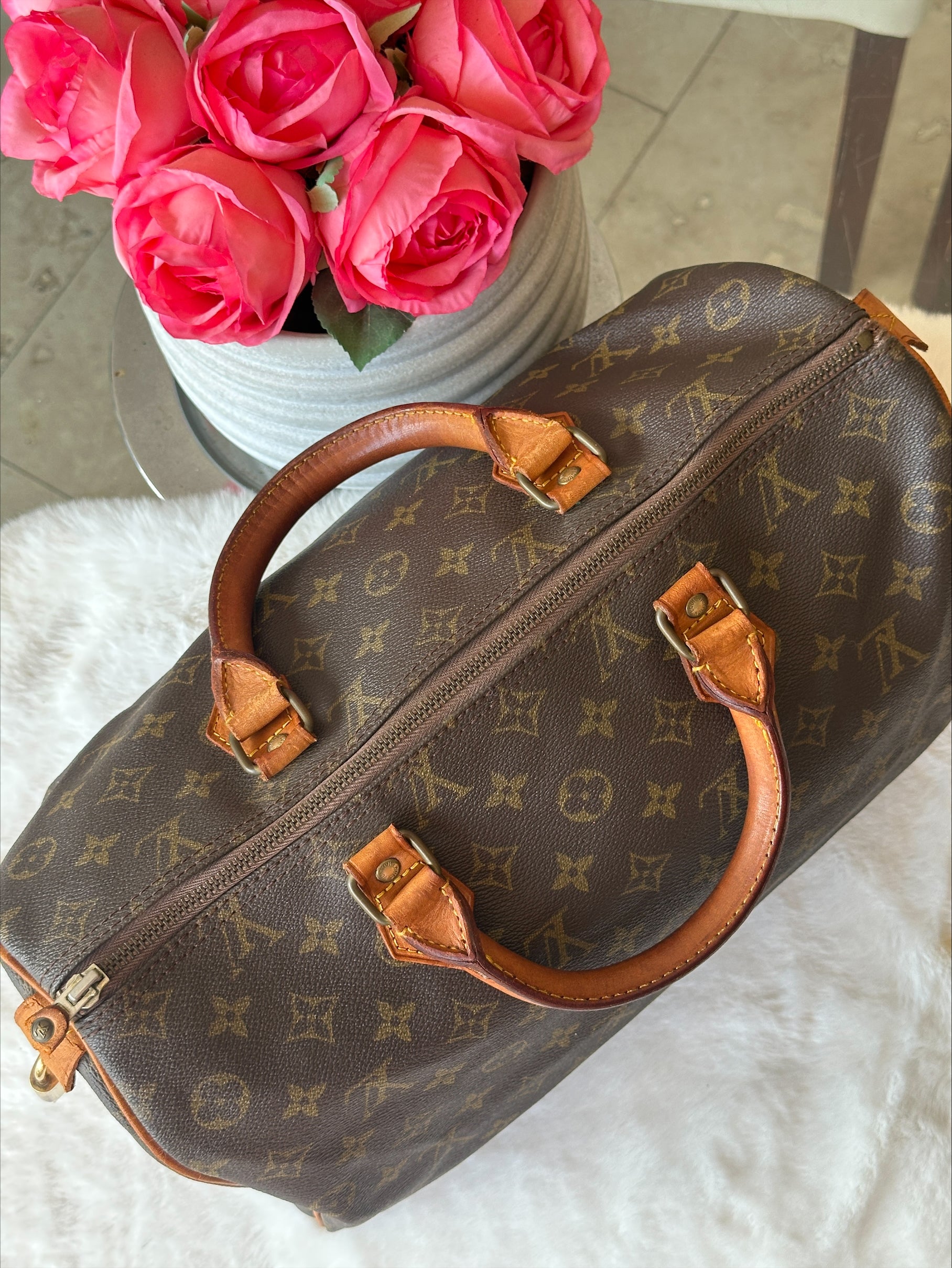 Louis Vuitton Vintage Monogram Speedy 35