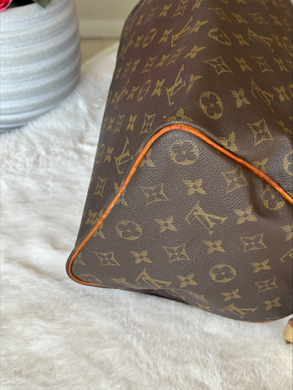Louis Vuitton Vintage Monogram Speedy 35